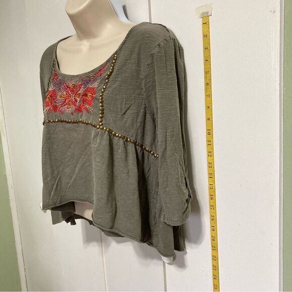 Urban Outfitters ECOTE Embroidered Studded Floral Bohemian Crop Top Womens Small - Picture 6 of 12
